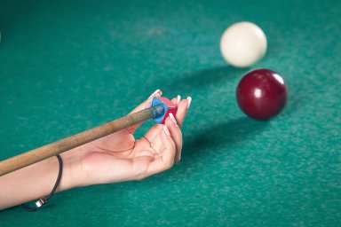 Уход за кием: как продлить срок службы